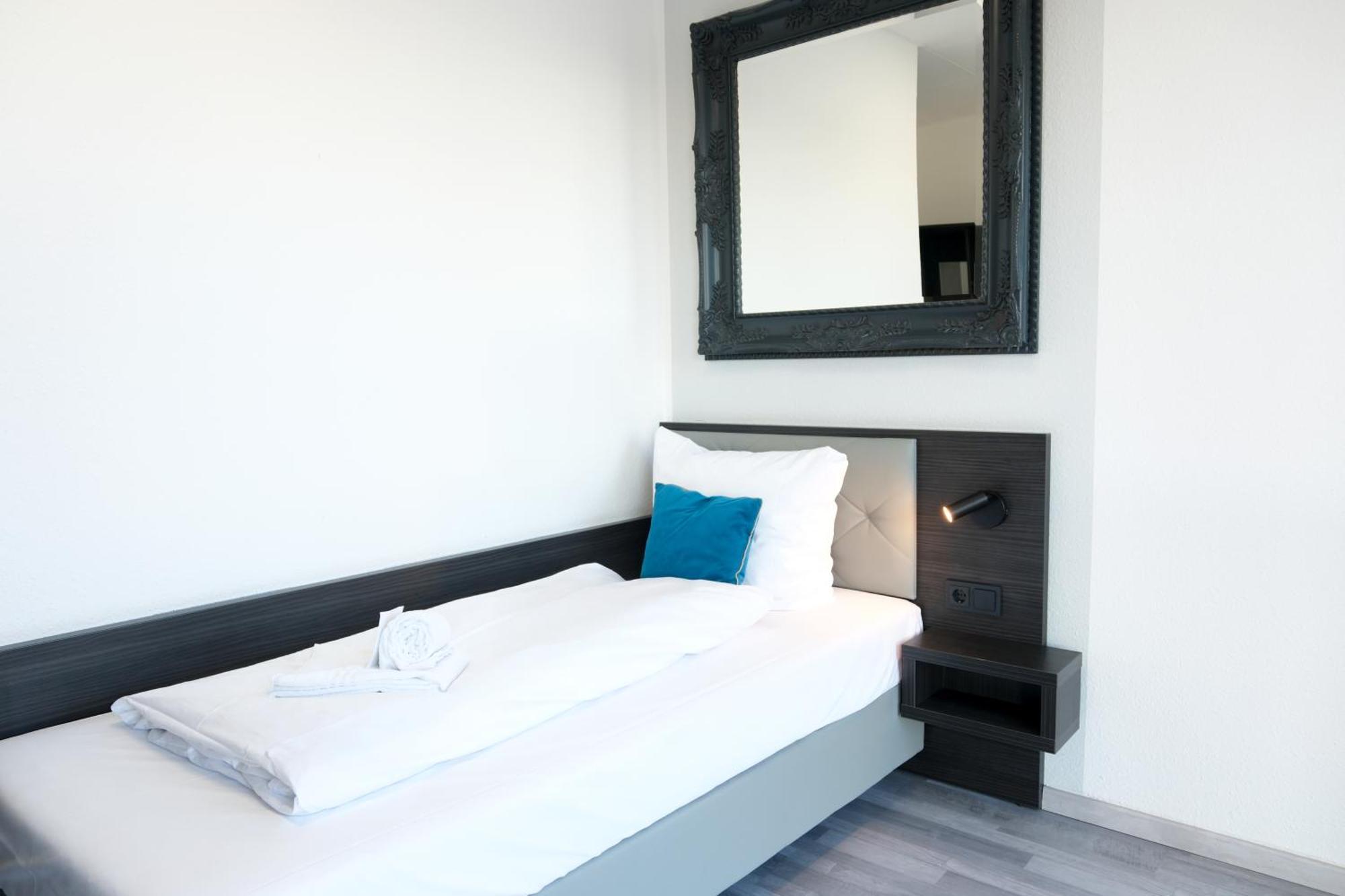 Stargaze Forum Hotel Duesseldorf-힐덴 외부 사진